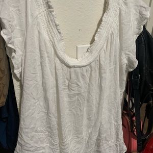 Old navy blouse like new